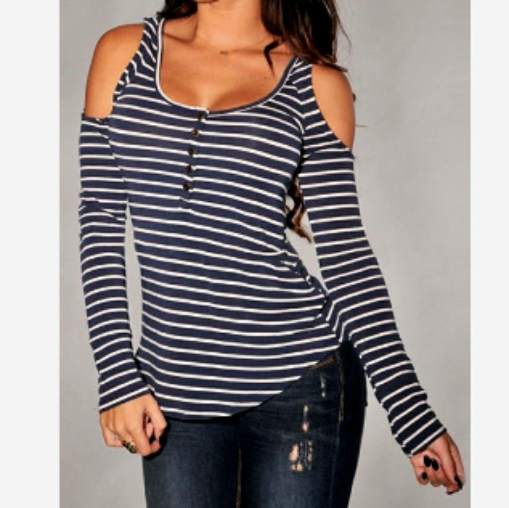 Stylish Long Sleeve Hollowout Shirt